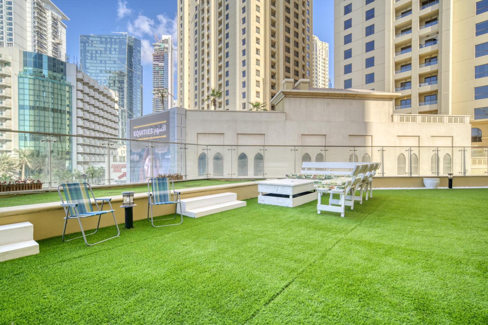 Luxurious 4 Bedroom Duplex With Terrace & Sea View 迪拜 外观 照片